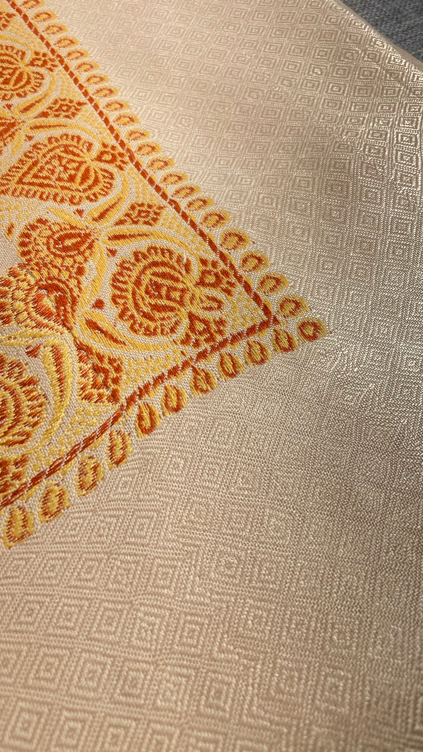 Beige Yemeni Shemagh